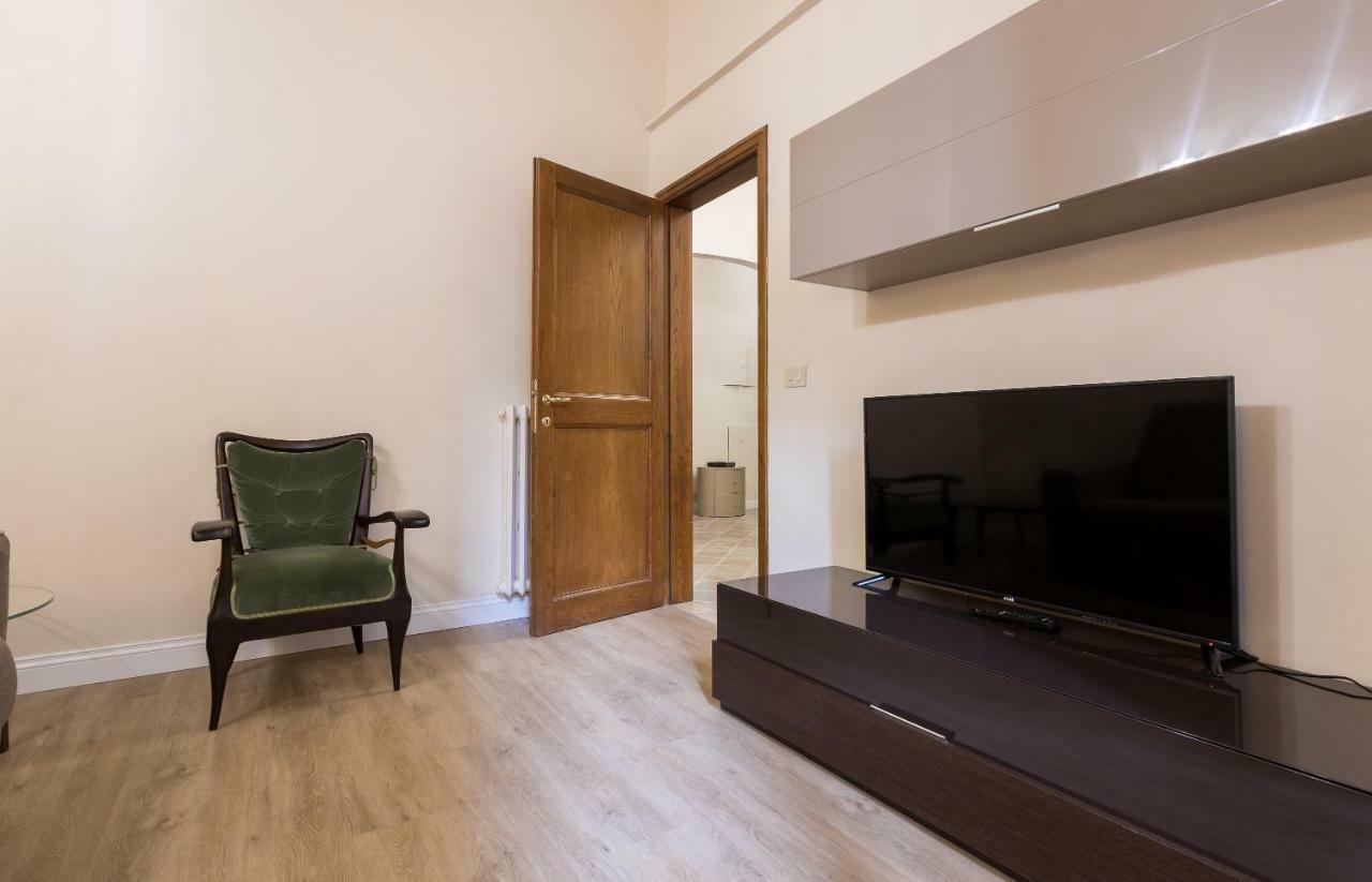 Duomo 2 Bedroom Apartment Флоренция Екстериор снимка