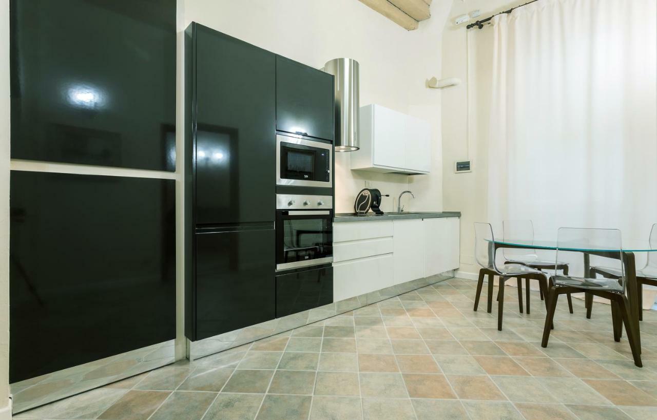 Duomo 2 Bedroom Apartment Флоренция Екстериор снимка
