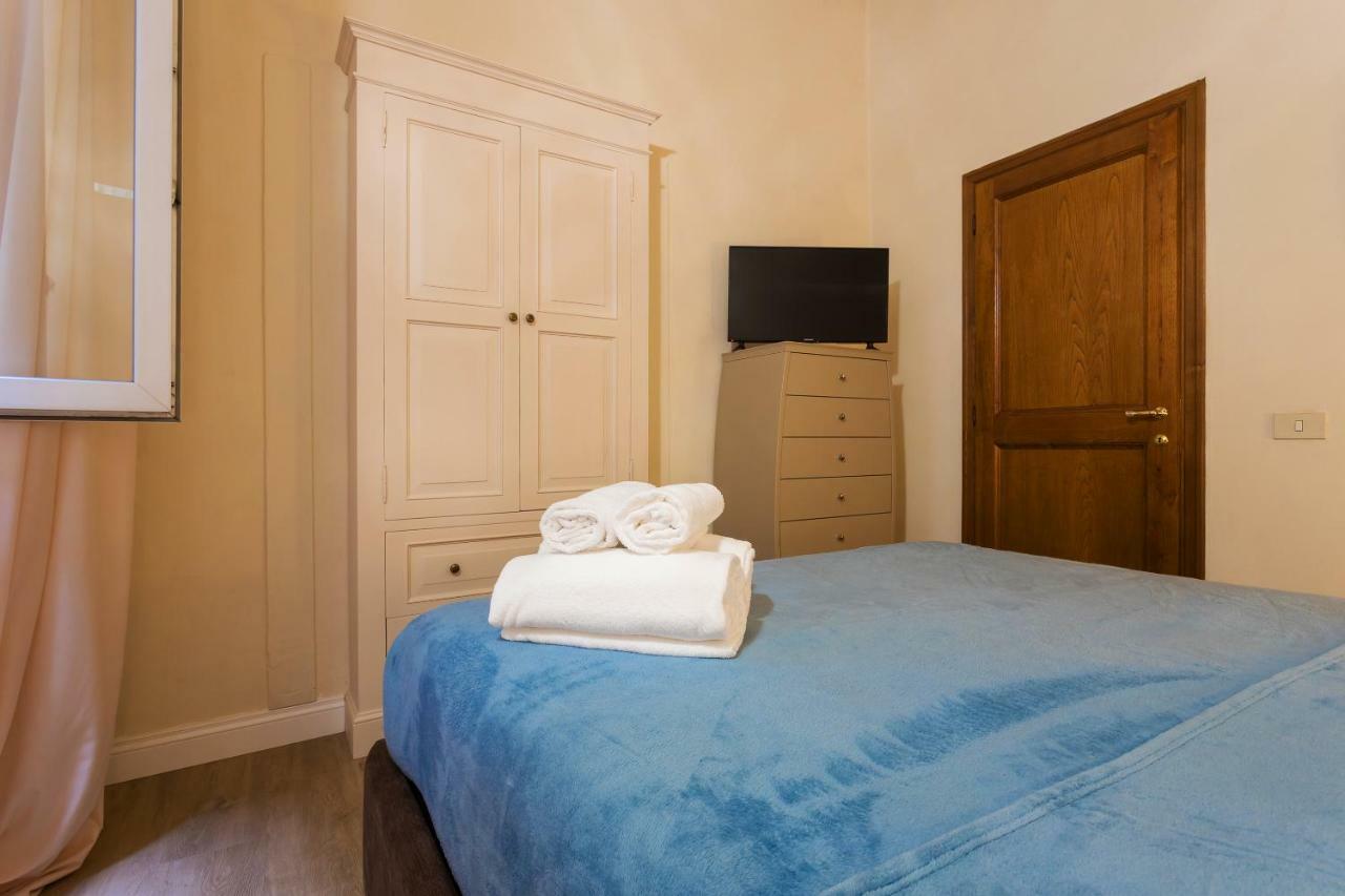 Duomo 2 Bedroom Apartment Флоренция Екстериор снимка